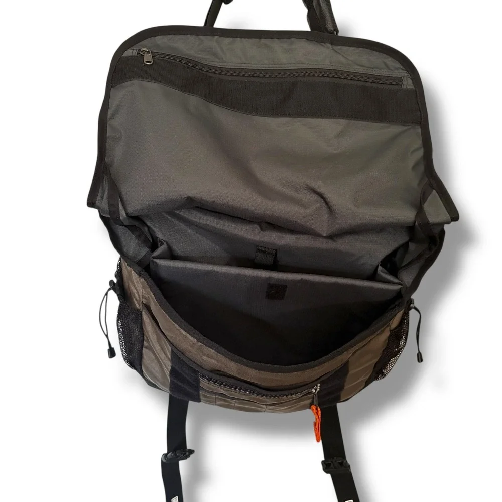 Oobe Vintage Canvas/Nylon Messenger Bag Black Tan‎ Adjustable Strap Laptop